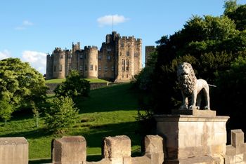 alnwick castle.jpg